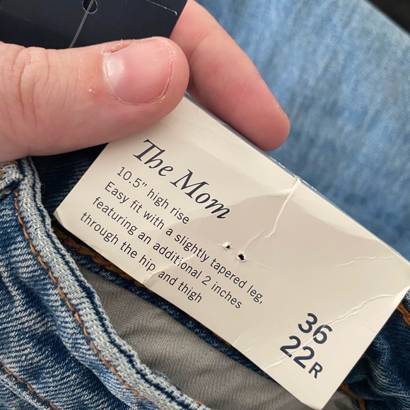 Abercrombie & Fitch Curve Love High Rise Mom Jean NWT - Picture 10 of 13